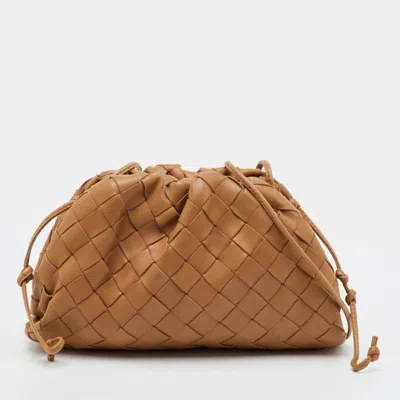 Pre-owned Bottega Veneta The Pouch Mini Tan Leather Bag In Brown