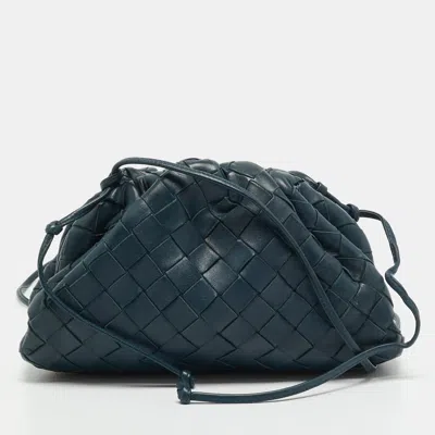 Pre-owned Bottega Veneta The Pouch Mini Teal Blue Intrecciato Leather Bag