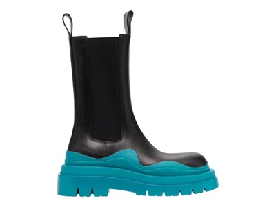Pre-owned Bottega Veneta Tire Boots (women's) Sneakers In Black/blaster