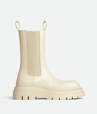 Bottega Veneta Bottes Chelsea Tire In White