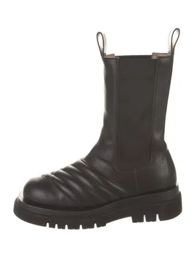 Pre-owned Bottega Veneta Tire Leather Chelsea Boots In Brown
