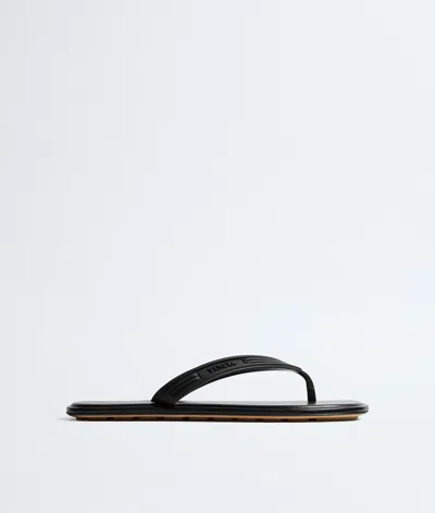 Bottega Veneta Sampieri Flat Thong In Black