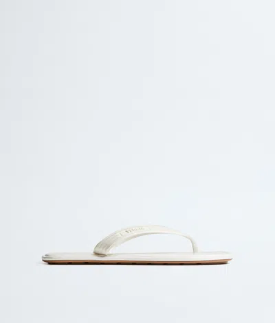 Bottega Veneta Sampieri Thong In Multi