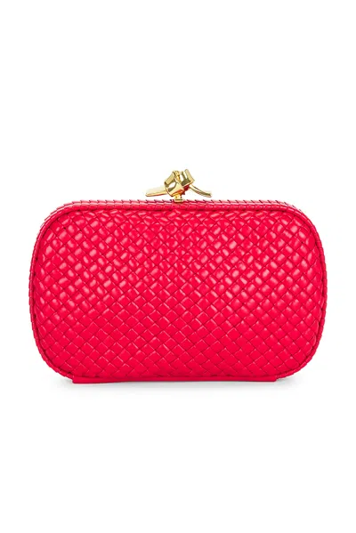 Bottega Veneta Tosca Knot Clutch In Pink