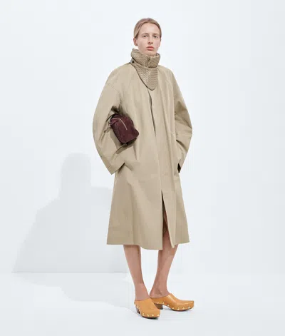 Bottega Veneta Trenchcoat Aus Baumwolle-beige In Neutral