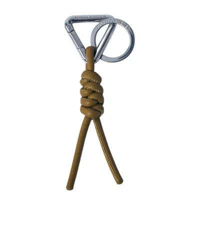 Bottega Veneta Triangle Key Chain In Green