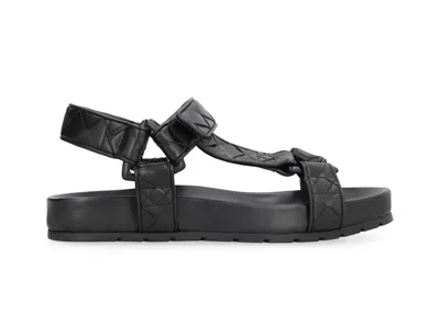 Pre-owned Bottega Veneta Trip Slingback Sandals Leather (women's) Sneakers In Black