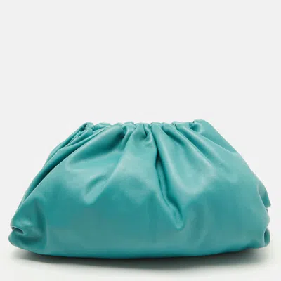Pre-owned Bottega Veneta Turquoise Blue Leather Teen Pouch Clutch