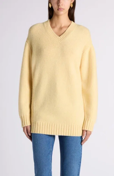 Bottega Veneta Oversized Cashmere Knit Sweater In Yellow