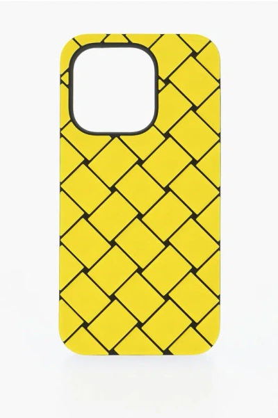Bottega Veneta Two-tone Braided Pattern Iphone 14 Pro Case In Black