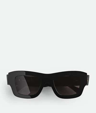 Bottega Veneta Quadratische Ultrathin Sonnenbrille In Black/black/grey