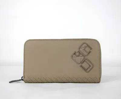 Pre-owned Bottega Veneta Unisex Light Brown Woven Leather Zip Top Wallet 344679 8491