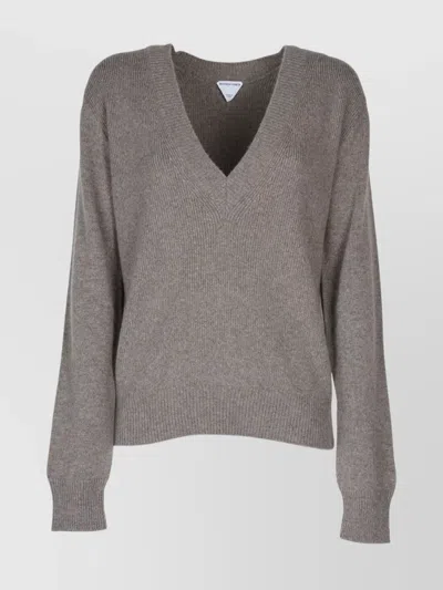 BOTTEGA VENETA V-NECK KNIT SWEATER RIBBED FINISH