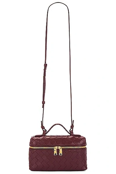 Bottega Veneta Vanity Case On Strap Bag In Burgundy