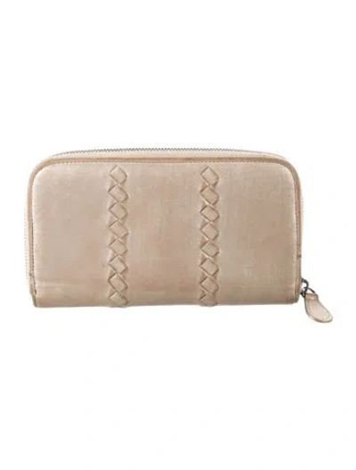Pre-owned Bottega Veneta Vintage 2009 Continental Wallet In Neutrals