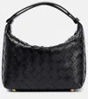 Bottega Veneta Schultertasche Wallace Mini Aus Leder In Schwarz