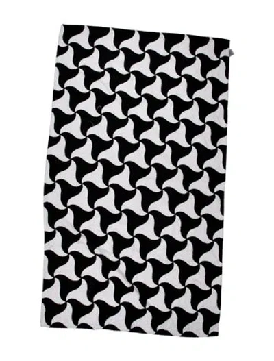 Pre-owned Bottega Veneta Wavy Triangles Beach Towel W/ Tags In Black