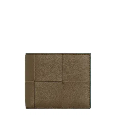 Bottega Veneta Weave A Double-folded Wallet In Green