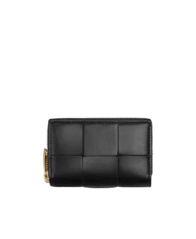 Bottega Veneta Weave A Zipper Purse In Black