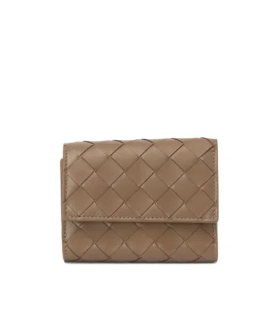 Bottega Veneta Weaving Wallet In Brown