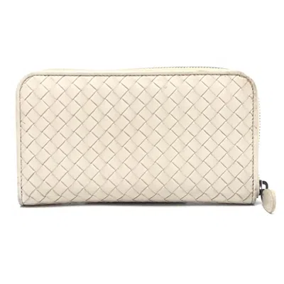 Pre-owned Bottega Veneta White Intrecciato Long Wallet (bi-fold) ()