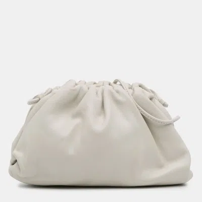 Pre-owned Bottega Veneta White Lambskin The Mini Pouch Crossbody