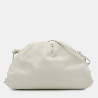 Pre-owned Bottega Veneta White Lambskin The Mini Pouch Crossbody