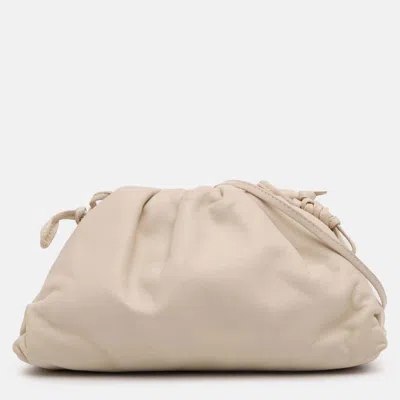 Pre-owned Bottega Veneta White Lambskin The Mini Pouch Crossbody