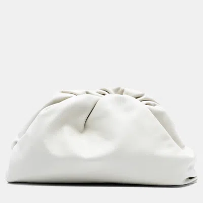 Pre-owned Bottega Veneta White Lambskin The Pouch