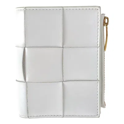 Pre-owned Bottega Veneta White Leather Card Wallet ()