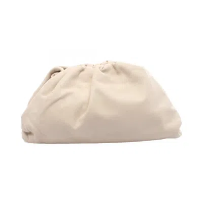 Pre-owned Bottega Veneta White Leather Clutch Bag Pouch ()