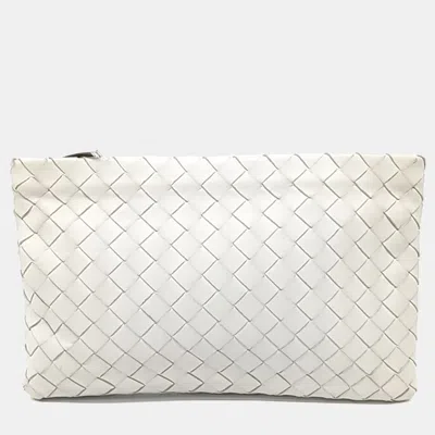 Pre-owned Bottega Veneta White Leather Mesh Clutch