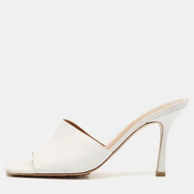 Pre-owned Bottega Veneta White Leather Strech Mules Size 41