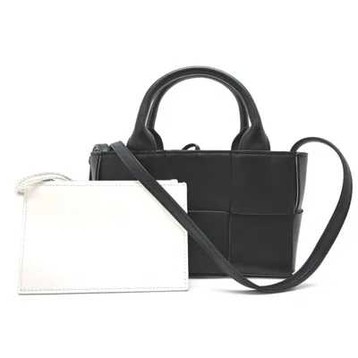 Pre-owned Bottega Veneta White Leather Tote Bag ()