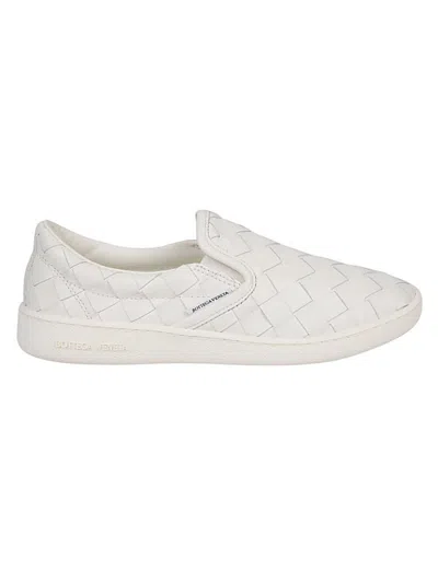 Bottega Veneta Sawyer Intrecciato Leather Low-top Sneakers In White