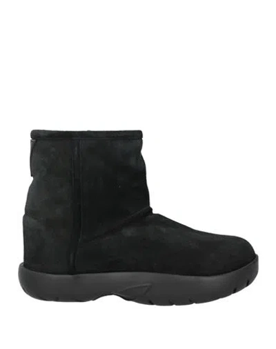 Bottega Veneta Snap Ankle Boots In Suede In Black