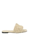 Bottega Veneta Logo Logo Flat Bottom Flip-flops In White