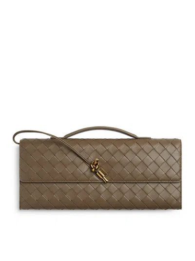 Bottega Veneta Women Andiamo Clutch In Pattern