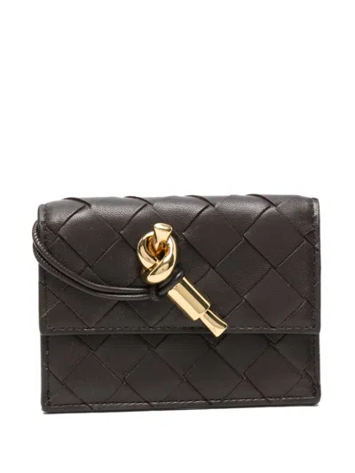 Bottega Veneta Women Andiamo Leather Card Case In Black