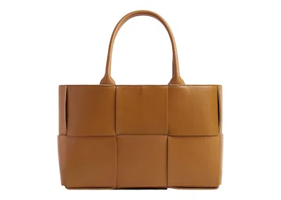 Pre-owned Bottega Veneta Women's  Arco Tote Bag Small In Camel In Brown