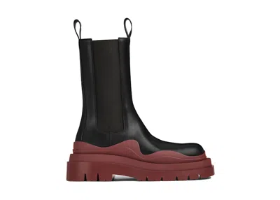 Pre-owned Bottega Veneta Women's  Bottega Venetta Tire Boot Sneakers In Black/maroon