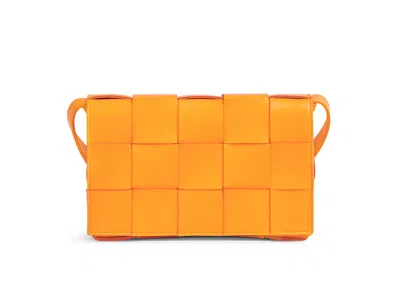 Pre-owned Bottega Veneta Women's  Intreccio Weave Cassette In Tangerine