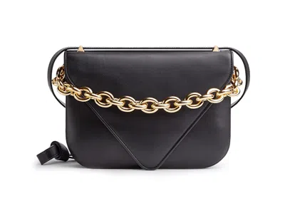 Pre-owned Bottega Veneta Women's  Matte Mount Medium In Black