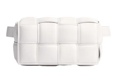 Pre-owned Bottega Veneta Women's  Padded Cassette Belt Bag Intreccio In White
