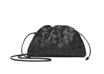 Pre-owned Bottega Veneta Women's  Pouch Mini Intrecciato In Black