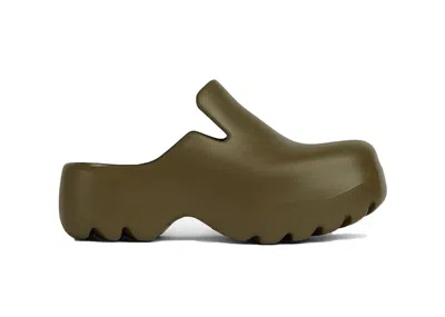 Pre-owned Bottega Veneta Women's  Puddle Flash Clog Rubber Sneakers In Liana
