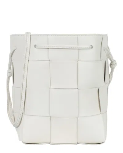 Pre-owned Bottega Veneta Women's  Small Cassette Bucket Bag In White