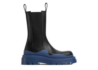 Pre-owned Bottega Veneta Women's  Tire Boots Sneakers In Black/blue