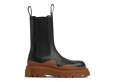 Pre-owned Bottega Veneta Women's  Tire Boots Sneakers In Black/cognac In Multi