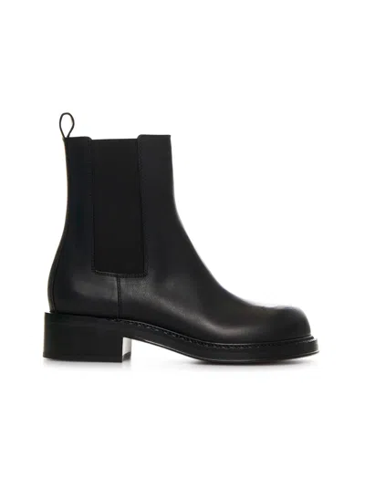 Bottega Veneta Women Calfskin Chelsea Boots With Chunky Toe Design<br/>